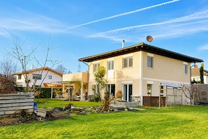 Einfamilienhaus in ruhiger Lage - Viel Platz im Grünen