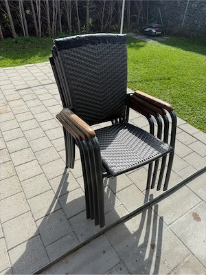 Gartenstühle Bild 2