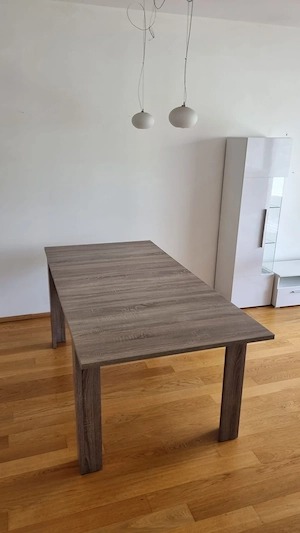 Ausziehbarer Esstisch  Bild 3