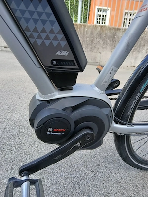 E Bike KTM gebraucht Bild 2