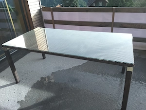 Gartentisch zu verschenken Bild 3