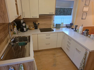 Mäder: WG-Zimmer mit den Vorzügen eines kompletten Hauses. (für berufstätige, saubere EINZELPERSON) Bild 8