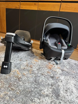 Maxi Cosi Pebble 360 drehbar I size Bild 5