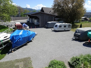Stellplatz für kleineres Boot oder Autoanhänger im Außenbereich noch frei Bild 2