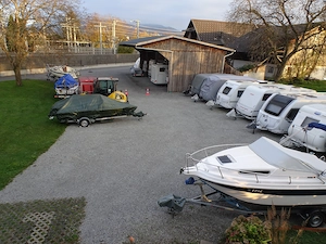 Stellplatz für kleineres Boot oder Autoanhänger im Außenbereich noch frei Bild 3