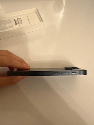 IPhone 13- gebraucht Bild 4