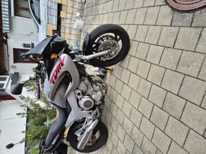 Yamaha TDM 850 A Bild 2