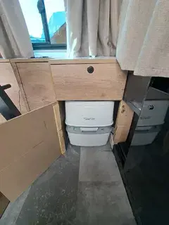 Ford Transit Selbstausbau Camper zu verkaufen! Bild 5