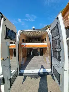 Ford Transit Selbstausbau Camper zu verkaufen! Bild 2