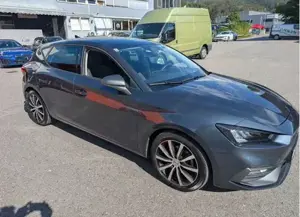 SEAT Leon FR 2.0 TDI | Top-Zustand | Garantie 02 27 | Panorama | AHK | ACC | 12" Navi | Voll-LED | 8 Bild 2