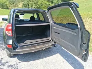 Toyota RAV 4 Allrad Bild 8