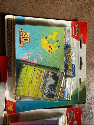Pokemon 30 Jahre Edition Bild 6