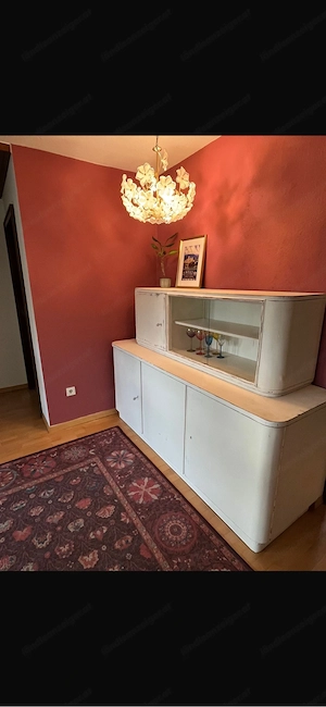 Vintage Vitrine Bild 4