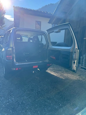 Mitsubishi Pajero GL 2,5 TD Bild 9