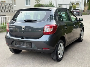 Dacia Sandero 1.2  Bild 10