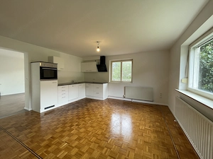 ZUR VERMIETUNG ! Haushälfte Maria Grün 104 M2 mit Garten und Garage AB 1. Dez. 2026 Bild 4