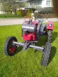 Lindner Schwungradtraktor mit Jenbachmotor Bild 4