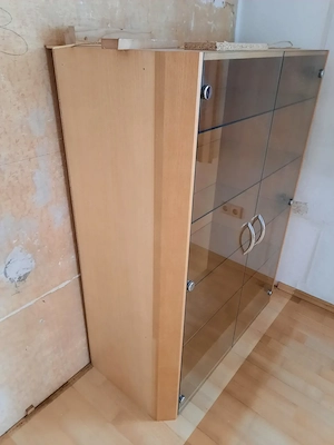 Schöner Glaskasten   Vitrine in heller Buche - 80 Euro Bild 2