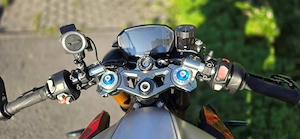 Triumph Street Triple 765 RX  Bild 2