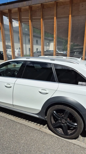 Auto zu verkaufen mit neuen Sommer und Winterreifen (2Sätze Alufelgen) Bild 8