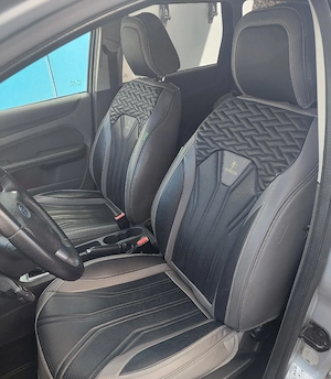  FORD Focus Kombi 109PS, wenig Kilometer & viele Neuteile !!! Bild 3