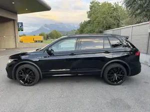 VW Tiguan Allspace R-Line 2.0 TDI DSG 4Motion | Pano | Matrix | AHK | VW Garantie Bild 4