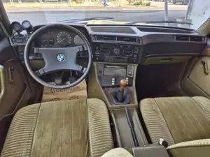 BMW 732 Bild 15