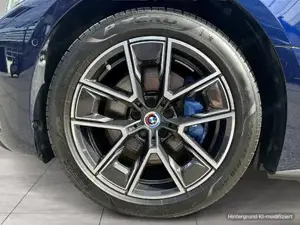 BMW i4 M50 xDrive // Sitzverstellung elektr. // HiFi // Parking Assistant Bild 5