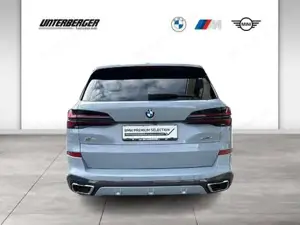 BMW X5 xDrive40i // Carbon Interieur // Harman Kardon Surround Sound // M-Sport Paket Bild 5