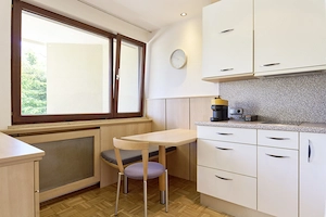 Zuhause auf Zeit: Möbliertes 1.5-Zimmer-Apartment nahe dem Bodensee Bild 3
