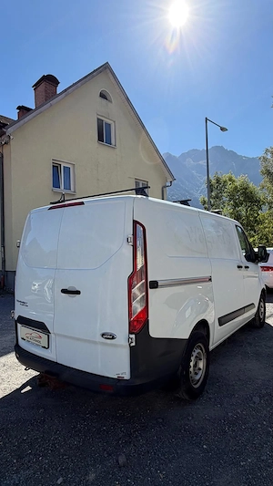Transit Custom Kasten 2,0 TDCi  AHK Erstbesitz MwST. ausweisbar  Bild 5
