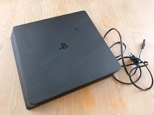 PS4 - SONY Playstation 4 - mit Spielen Bild 2