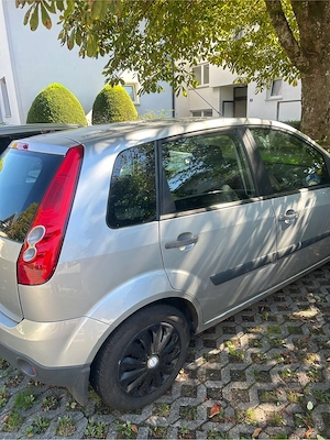 Ford Fiesta 2006  Bild 6