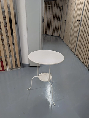 Beistelltisch von Ikea Bild 2