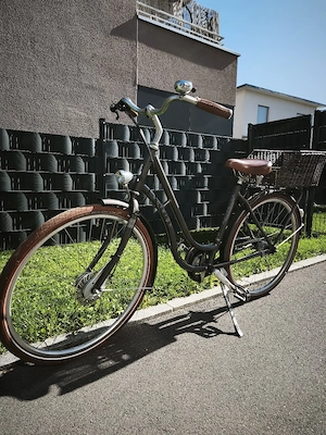  Raleigh Damenrad   Citybike 28 Zoll (7 Gänge, inkl. Korb)   Top Zustand! Bild 2