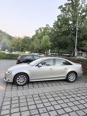 Audi A4 B8 Quattro 2.0 TDI   gepflegt, zuverlässig & TÜV bis 01 2027 Bild 2