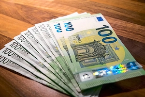 Kredi!te und Investitionen in Immobilien, Industrie und Landwirtschaft   sehr einfache Konditionen f
