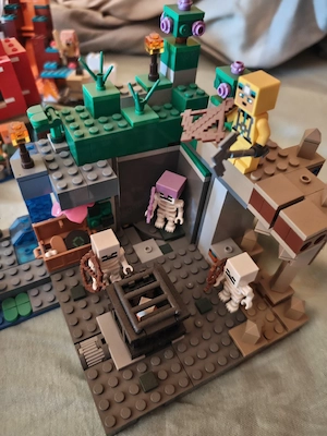 Lego Minecraft Sets  Bild 3