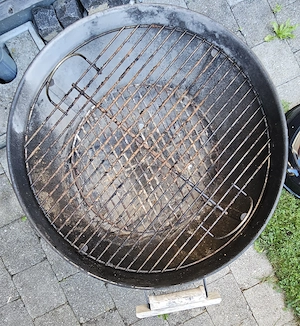 Weber Kugelgrill 47 cm mit Holzgriffen   Made in USA (Baujahr 1998) Bild 4