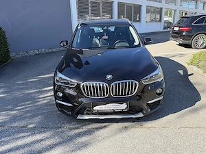 Bmw  x1 sDrive16d xLine 2016 Top Bild 2