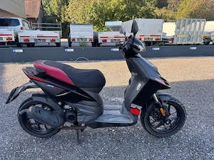 Aprilia Sr 50 Bild 2