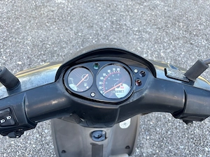 Aprilia Sr 50 Bild 4