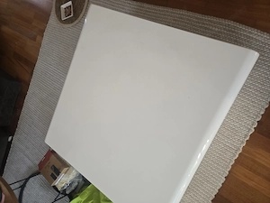 Couchtisch zu verschenken mit Gebrauchsspuren Bild 4