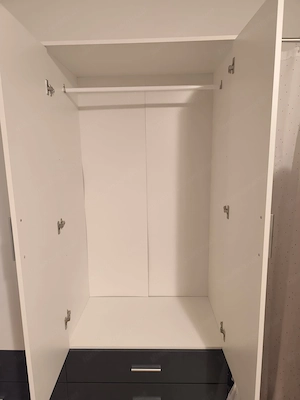 Schlafzimmerkasten zu verkaufen  Bild 3
