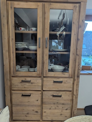 Esszimmerset aus Holz Bild 3