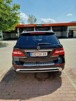 Mercedes Benz ML350 Bluetec 4MATIC Bild 3