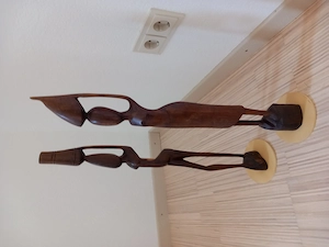 Holzskulpturen Bild 2