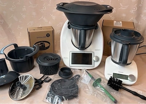 Thermomix TM6: 2 Mixtöpfe, Friend, Gemüsestyler, Spiralschneider Bild 2
