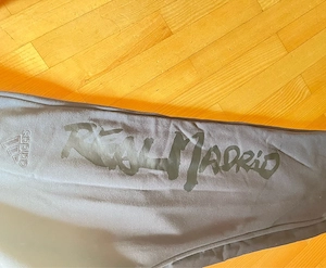 NEUE Real Madrid Jogginghose Gr.XL Bild 4