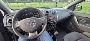 Dacia Sandero Bild 2